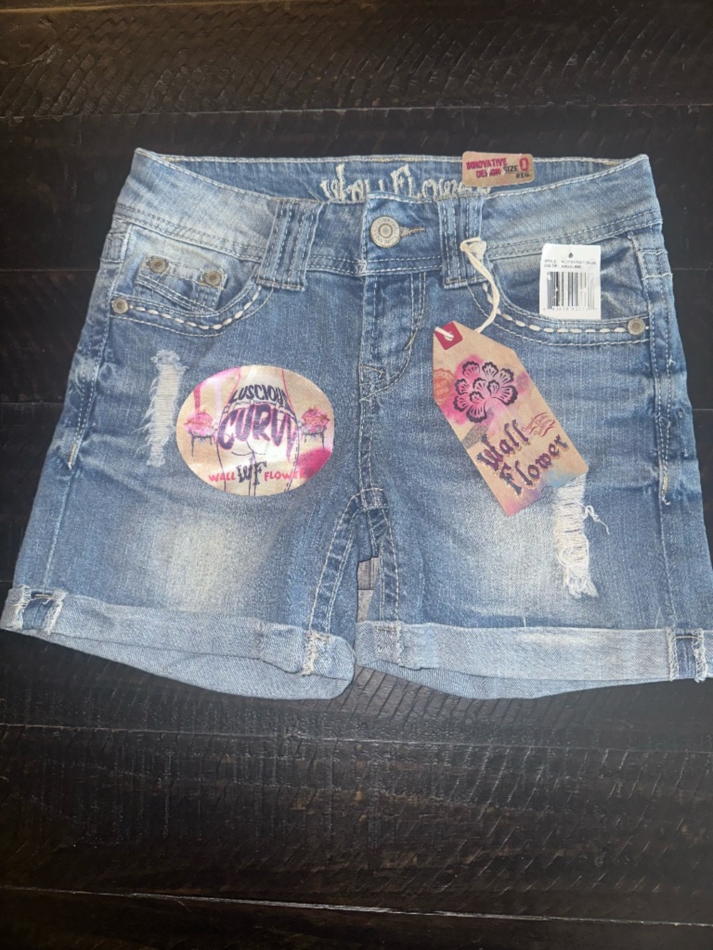 New with Tags WallFlower Luscious Curvy Denim Shorts ~ 0